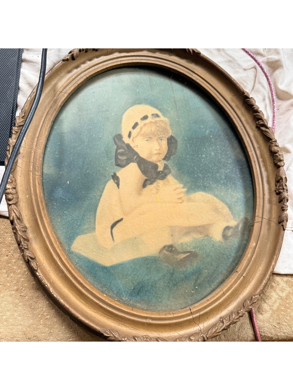 Vintage Oval Portrait Picture Frame with Child Illustration